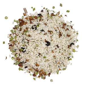 Risotto con trompetas, espárragos y aceitunas negras